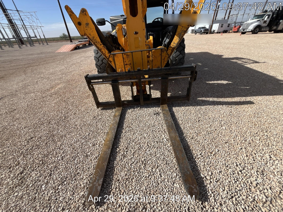 2021 JCB 512-56