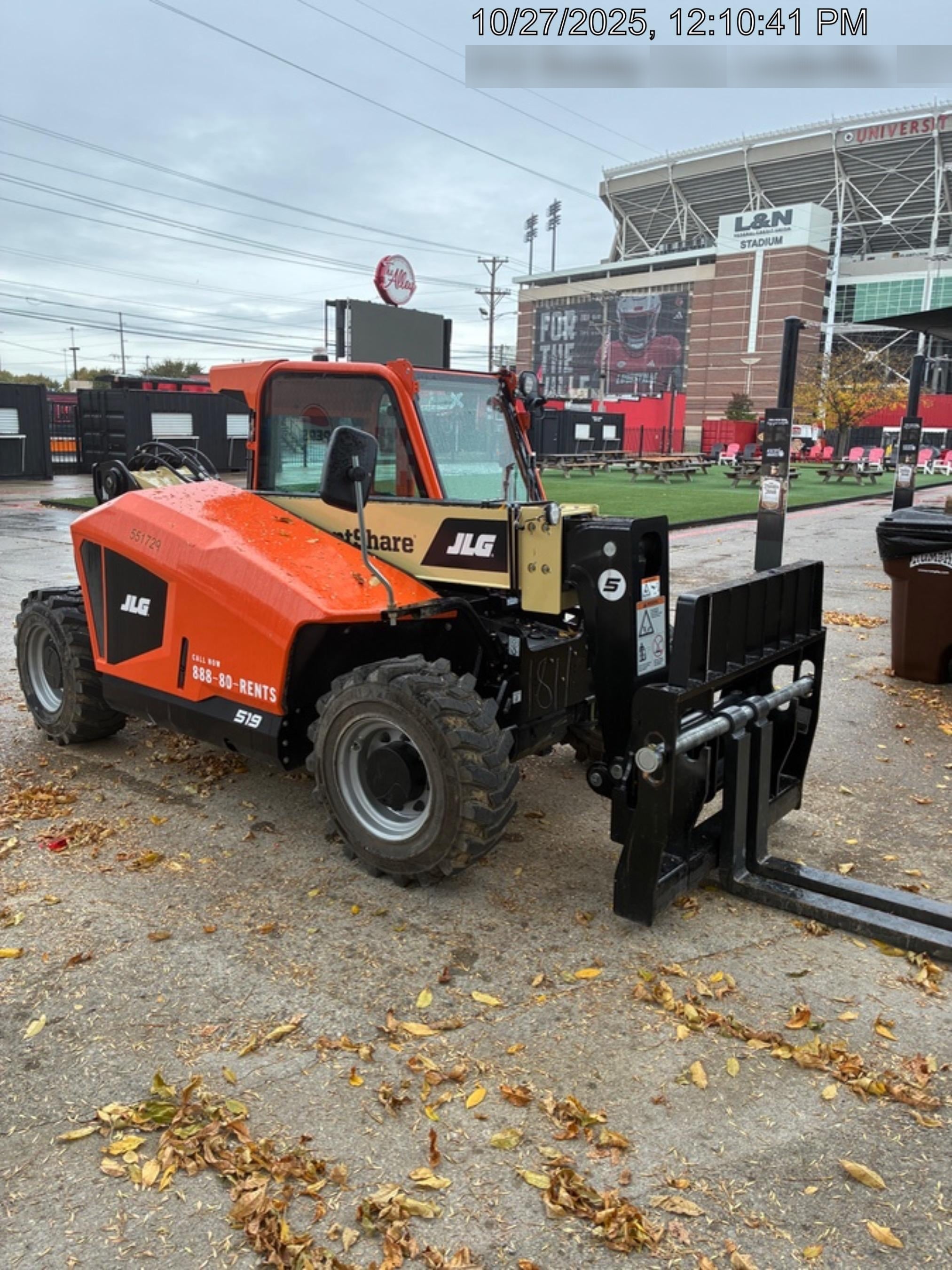 2025 JLG 519