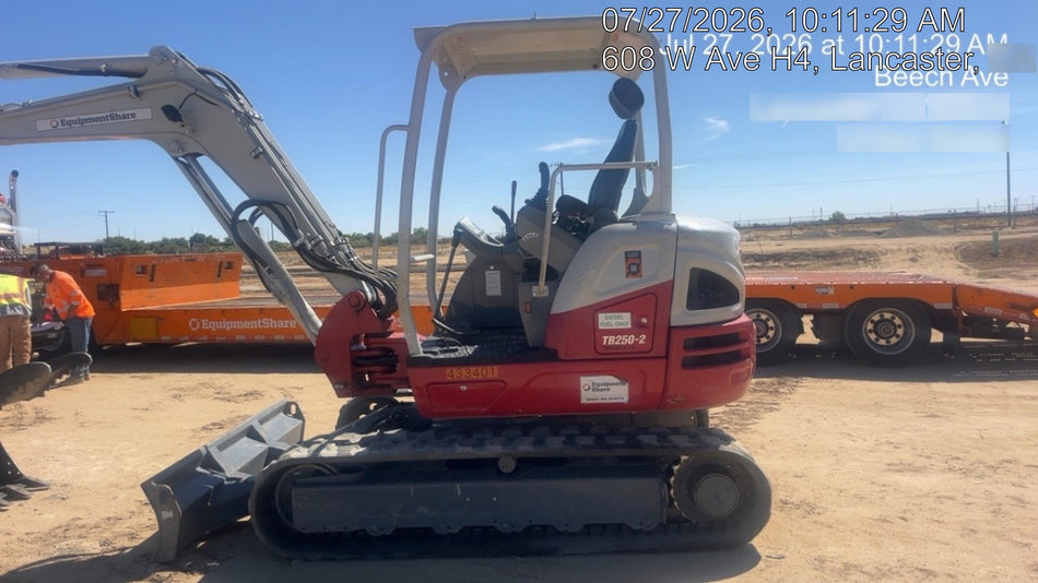 2024 TAKEUCHI TB250-2R