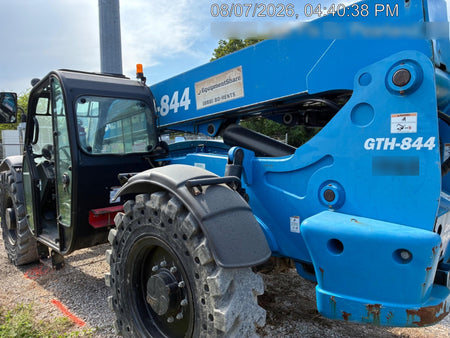 2018 Genie GTH-844 Genie GTH-844 w/Enclosed Cab w/HVAC, Work Lights, Solid Tires, Beacon, 60" Carriage and Forks