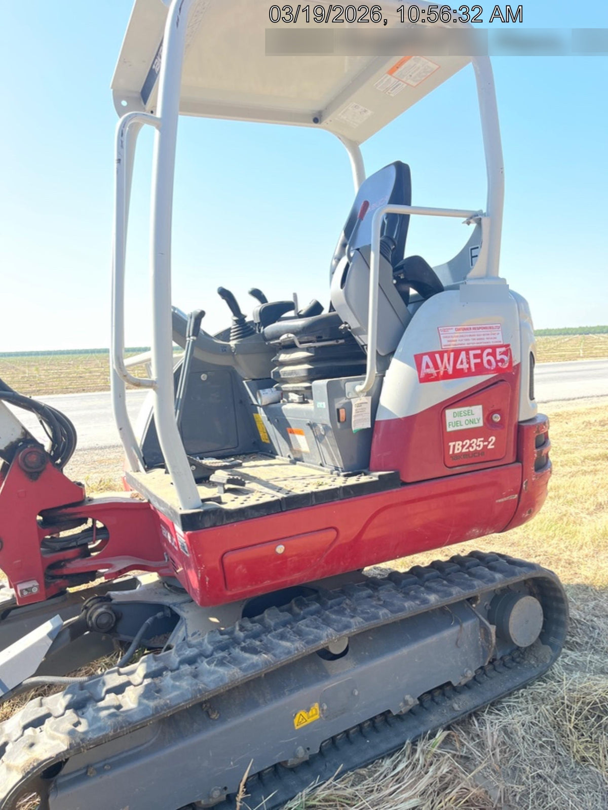 2022 TAKEUCHI TB235-2R
