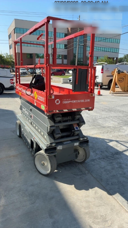 2025 SKYJACK SJ3226