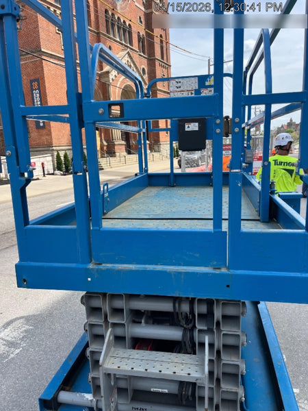 2022 GENIE GS-3246