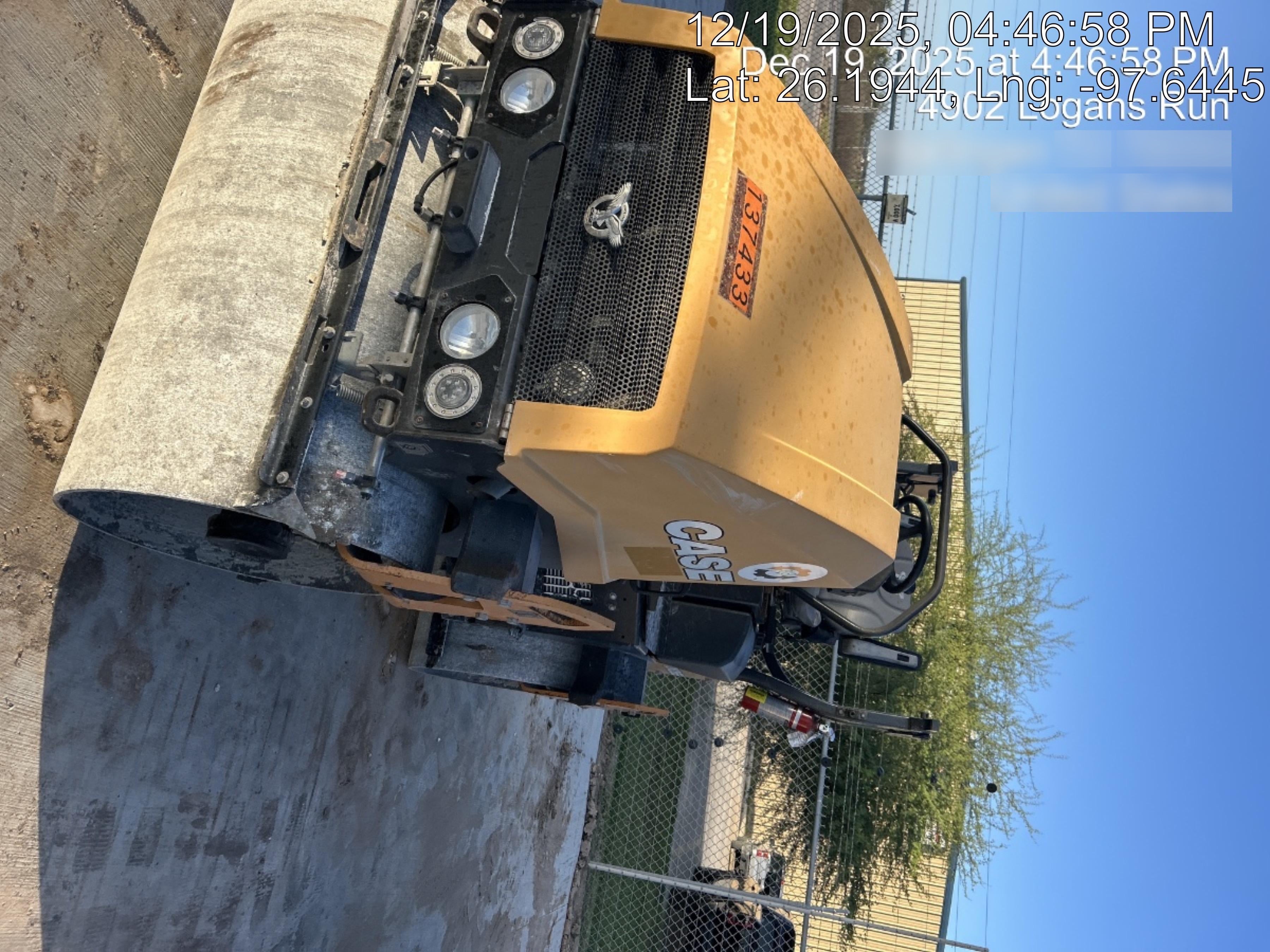 2021 CASE DV26E