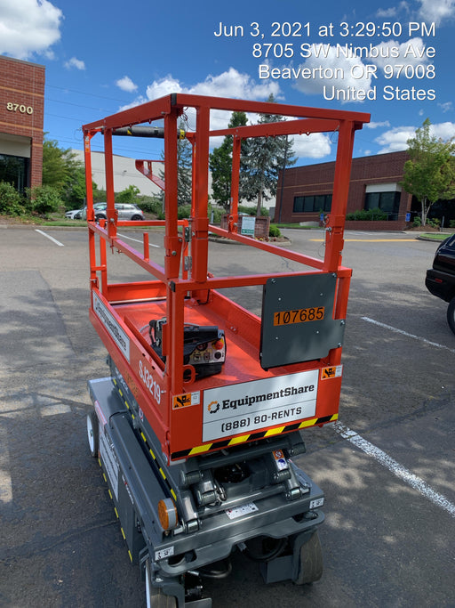 2020 Skyjack SJIII-3219 Solid NM Tires, Half height spring hinged entry gate, Dual Beacons, 800W Inverter