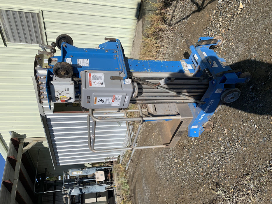 2018 GENIE AWP-30S