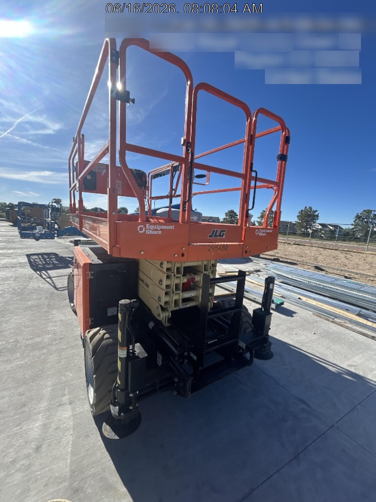 2023 JLG RT3369