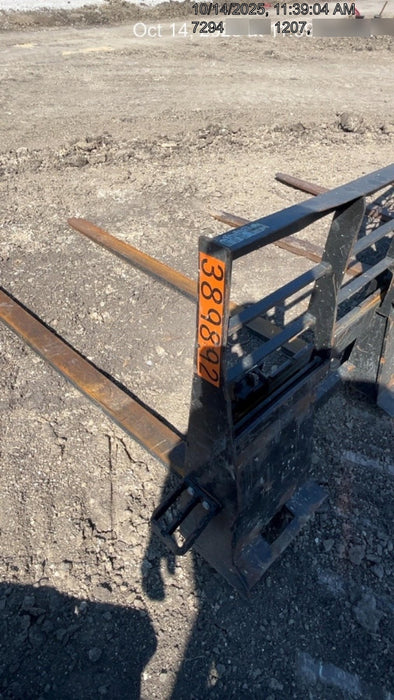 2024 ARROW MATERIAL HANDLING 48" Pallet Forks - Arrow