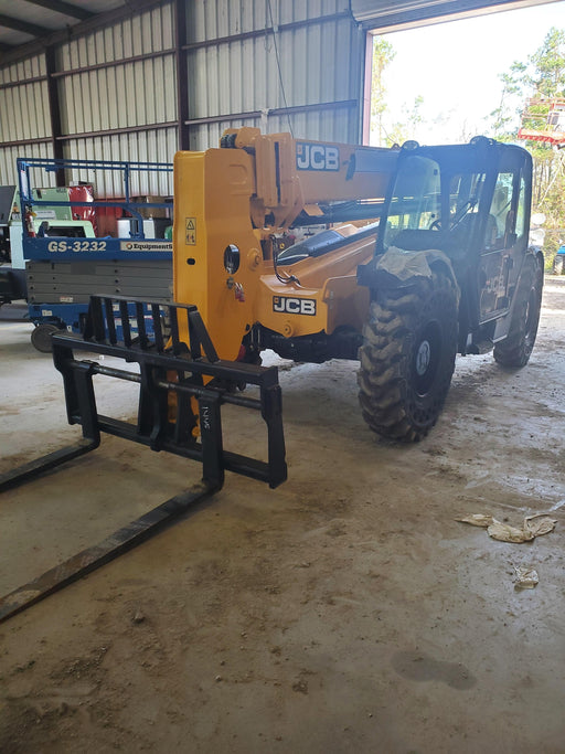 2020 JCB 509-42 Cab/Heat/Air, Solid Tires, Work Lights, Beacon, Aux Hydraulics, Back up Alarm, Lifting Eye, ES Decals