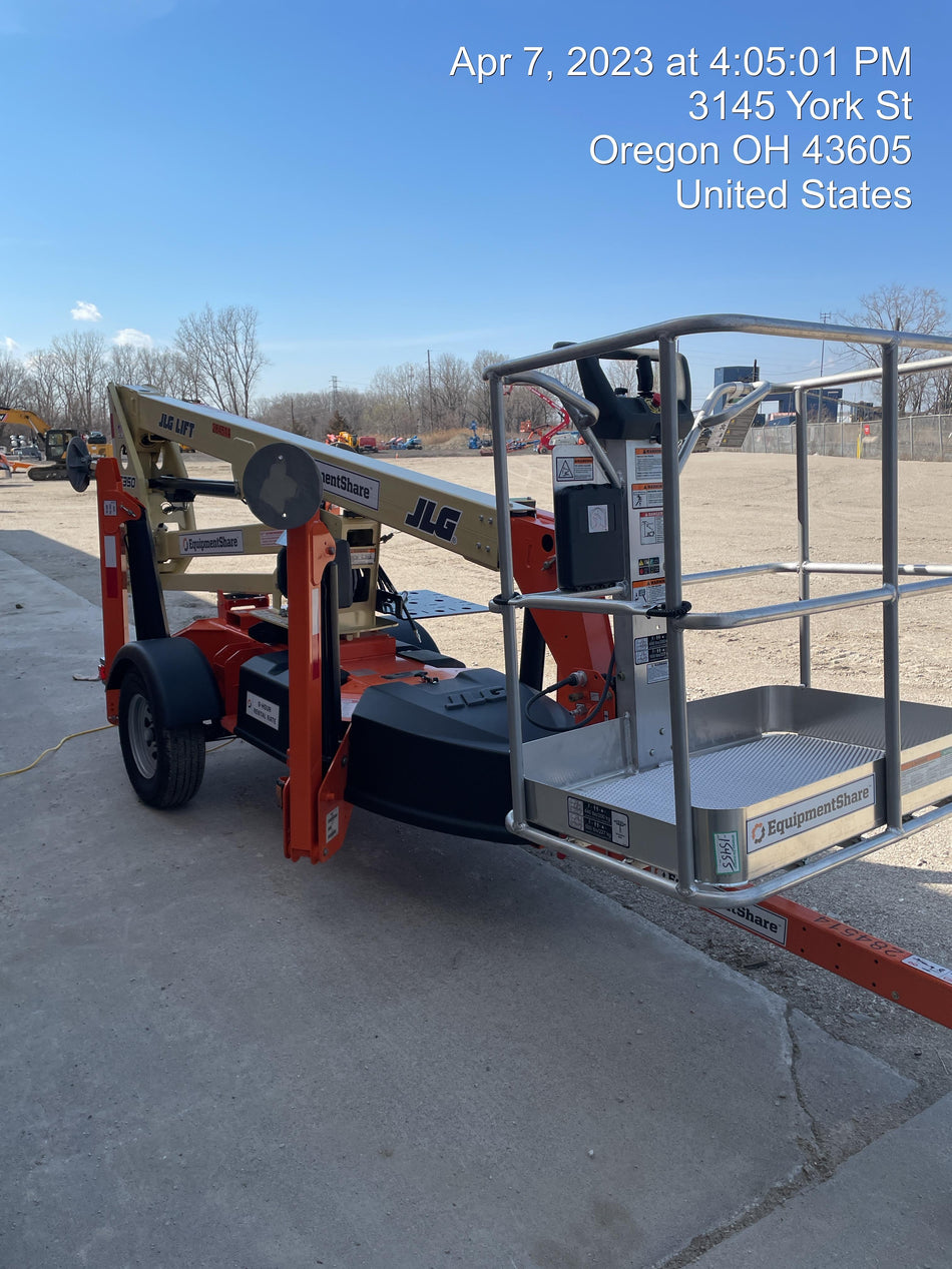 2022 JLG T350