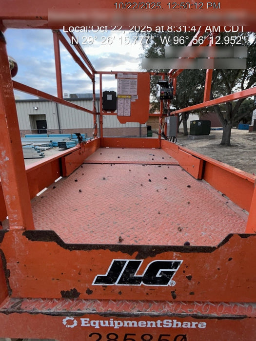 2022 JLG R4045