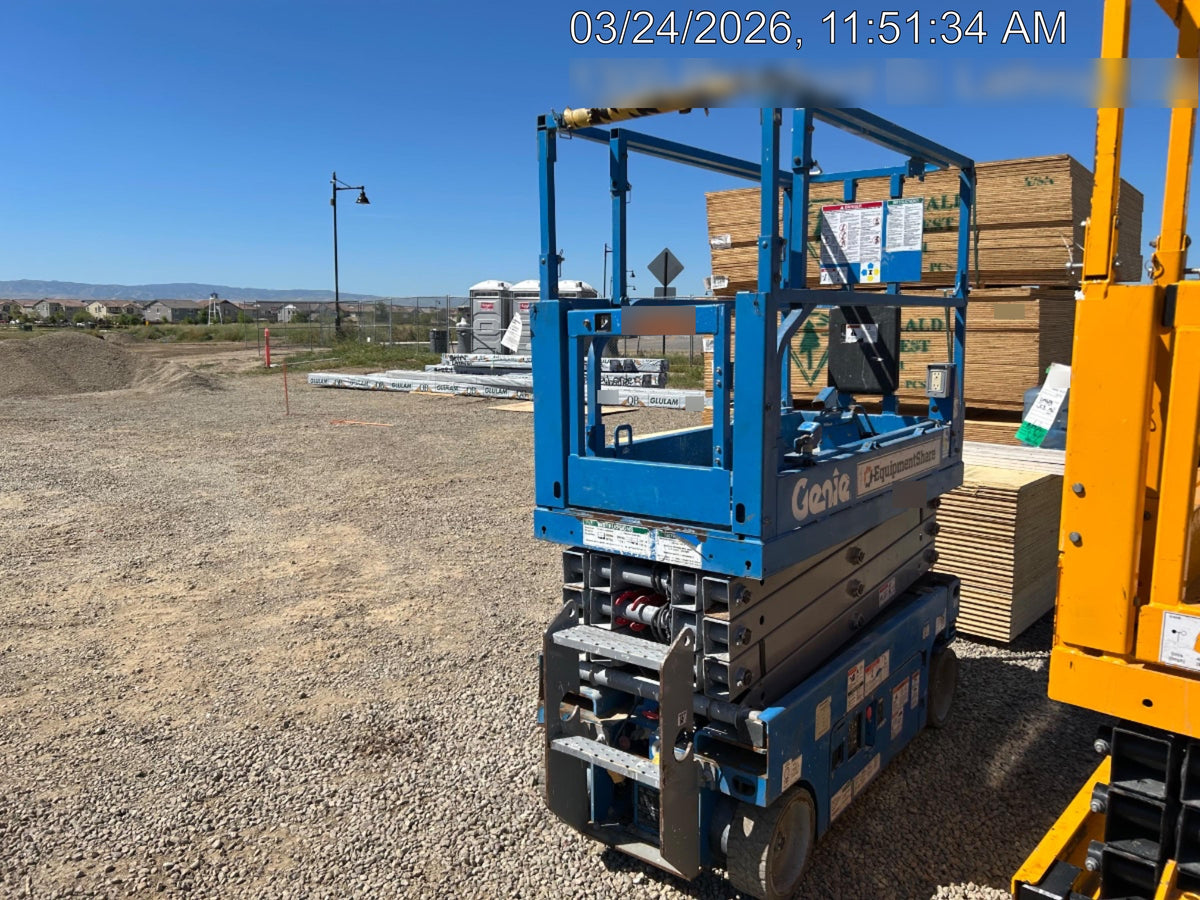 2020 Genie GS-1930 Solid Non Marking Tires, Beacon, Folding rails with half height swing gate, 800W Inverter