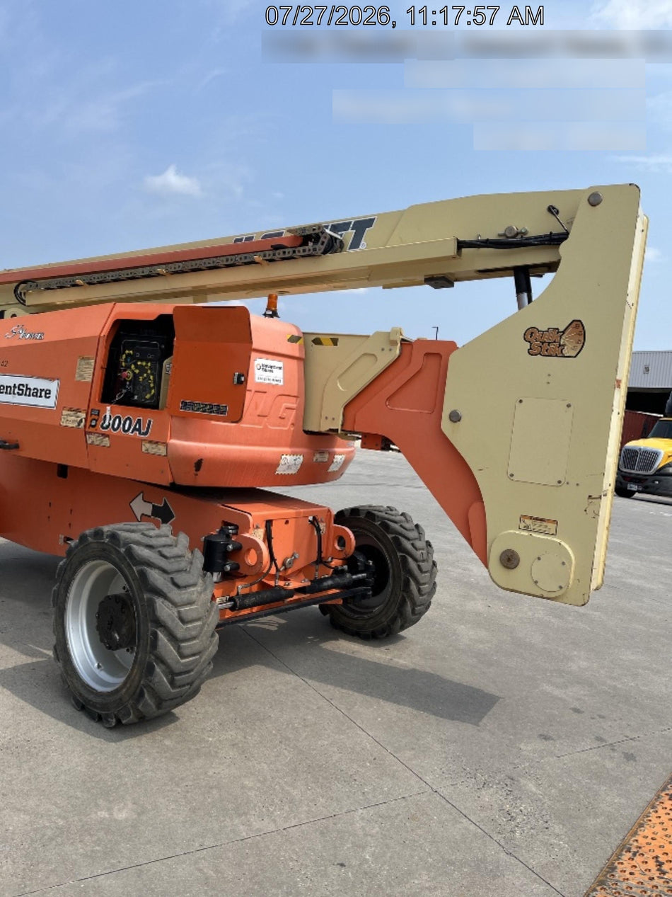 2019 JLG 800AJ