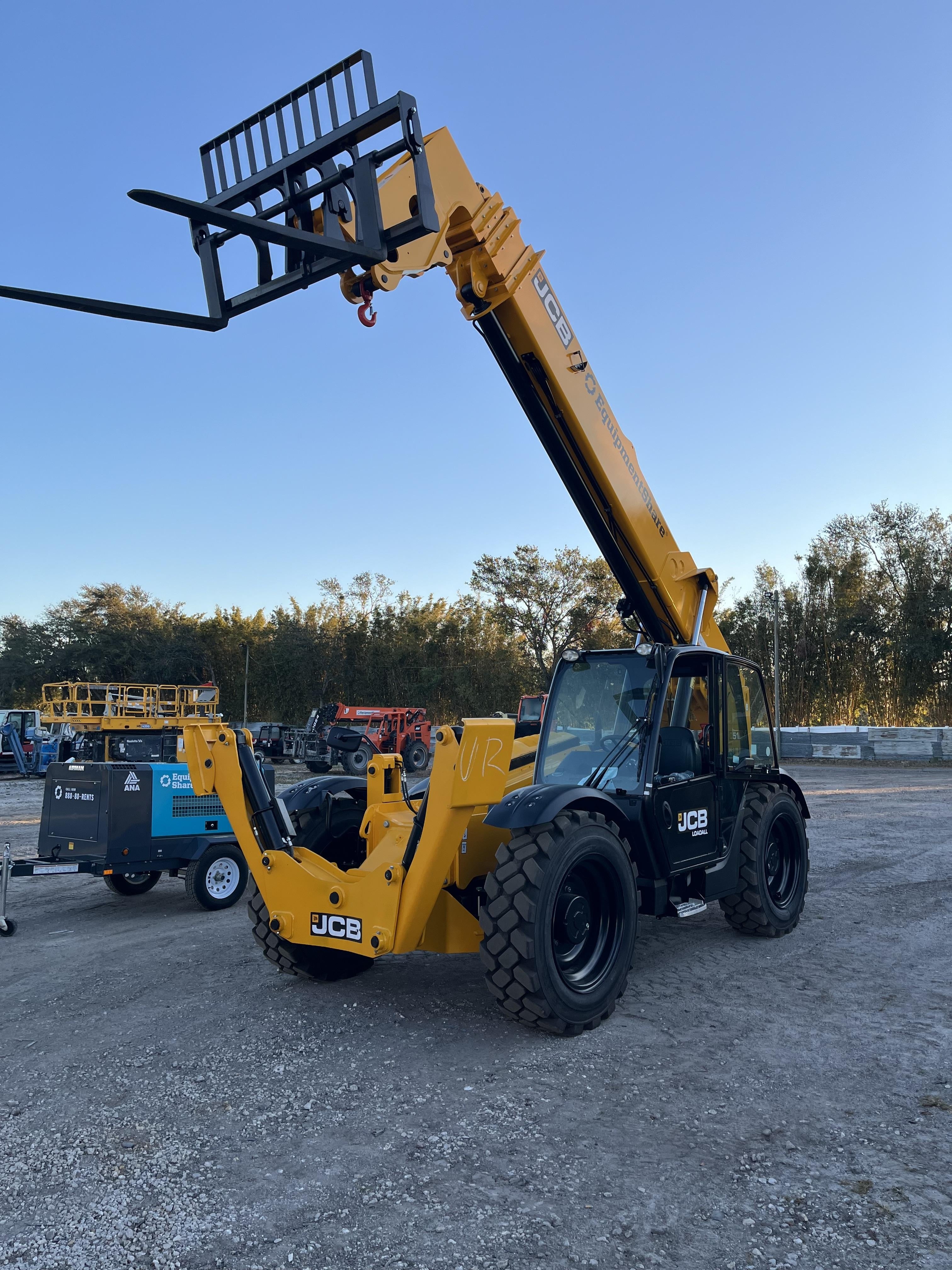 2025 JCB 510-56
