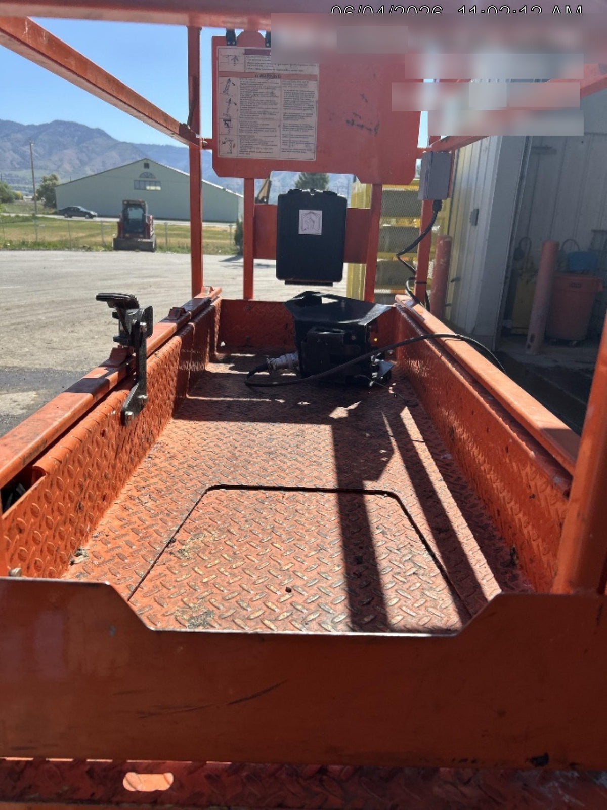 2022 JLG ES1932