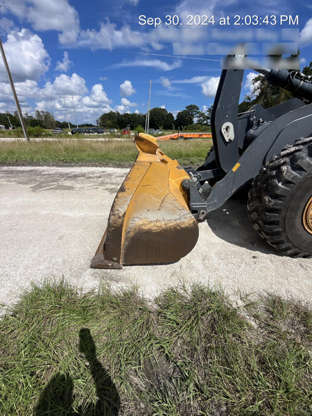 2017 FLECO 2 cu yd  Bucket, Wheel Loader -Fleco
