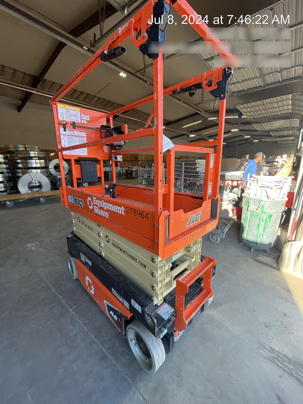 2022 JLG ES1932