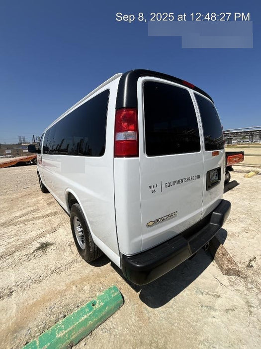 2025 CHEVROLET Express Van - Rental