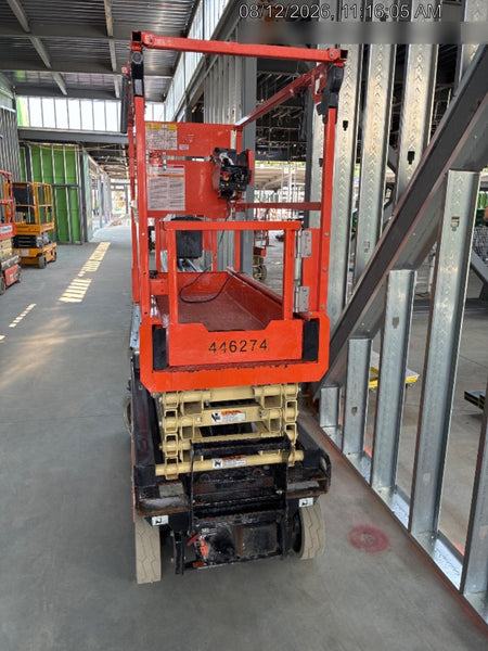 2024 JLG ES1932