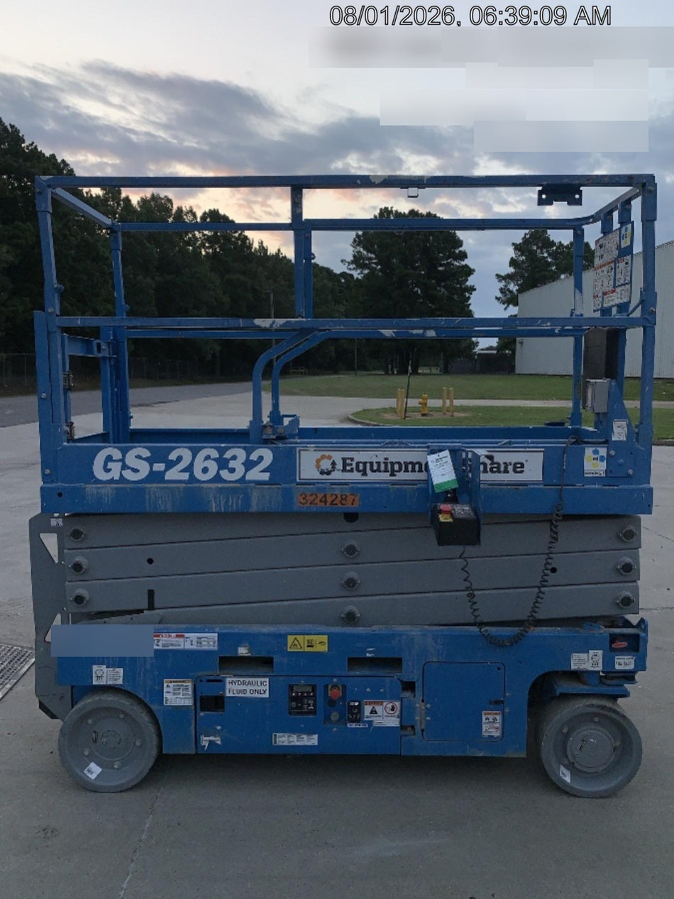 2023 GENIE GS-2632