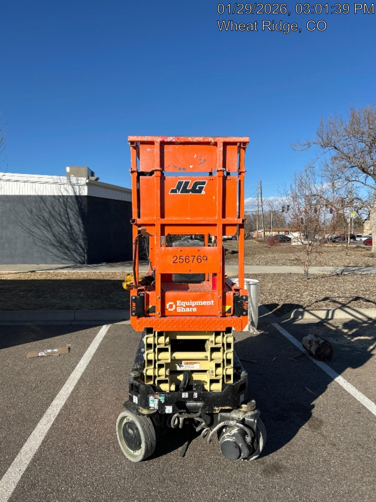 2022 JLG ES1932