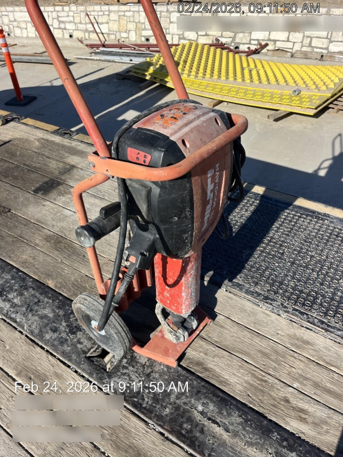 2020 HILTI TE 3000-AVR