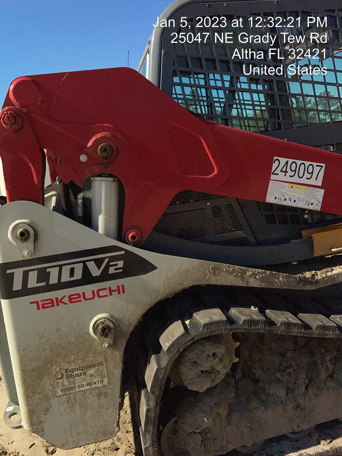 2022 TAKEUCHI TL10V2-CR