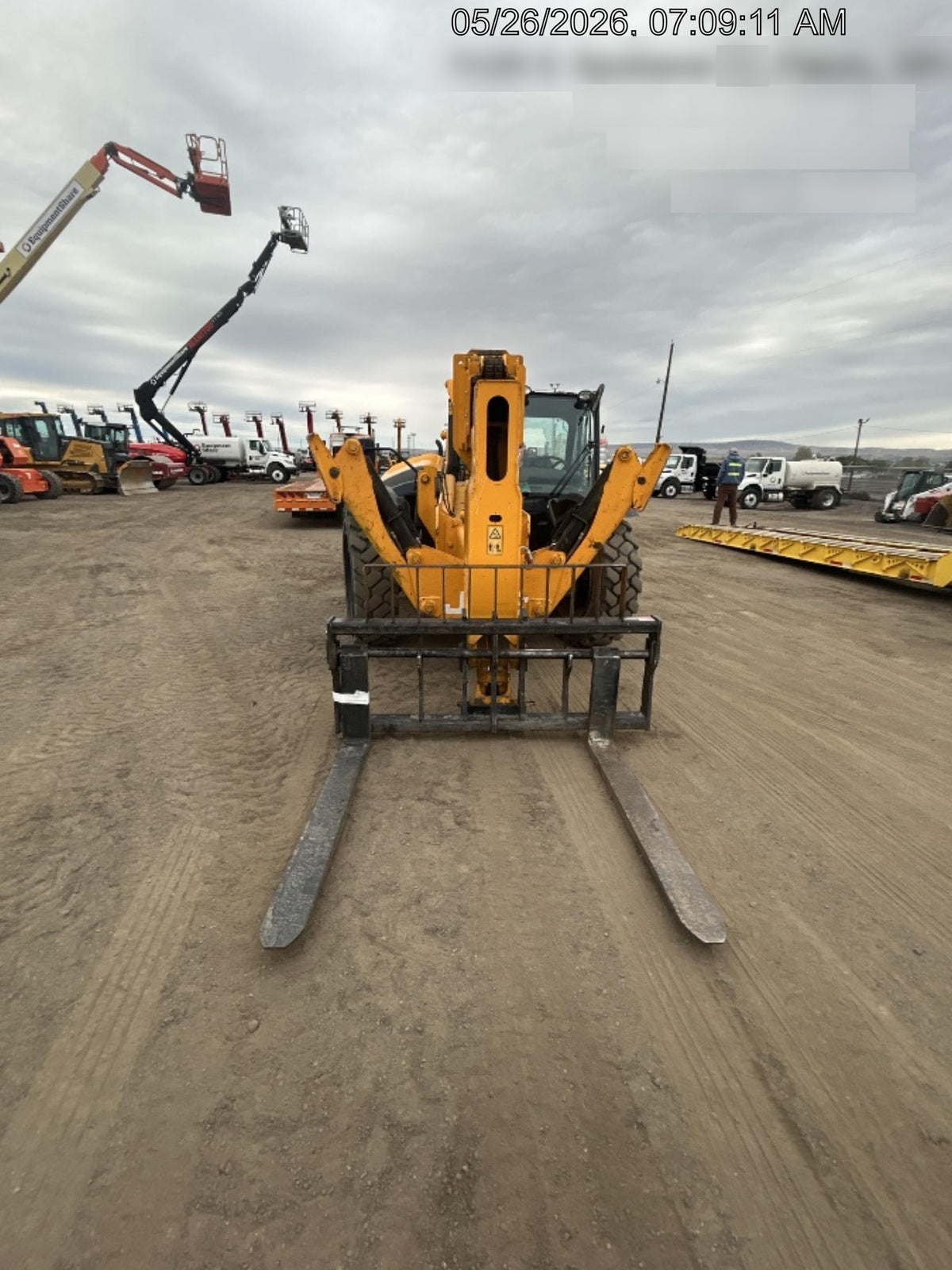 2023 JCB 510-56
