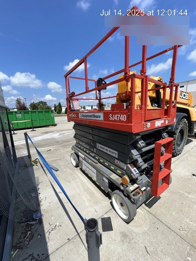 2022 SKYJACK SJ4740