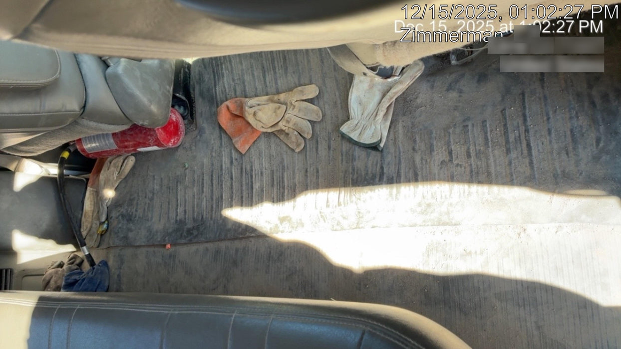 2025 CHEVROLET Express Van - Rental