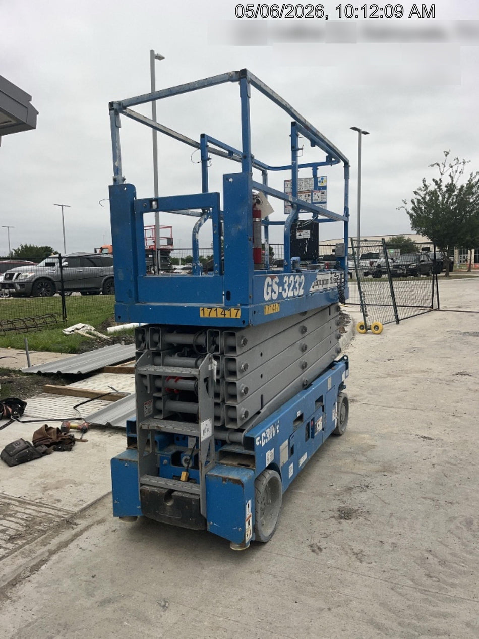 2021 GENIE GS-3232