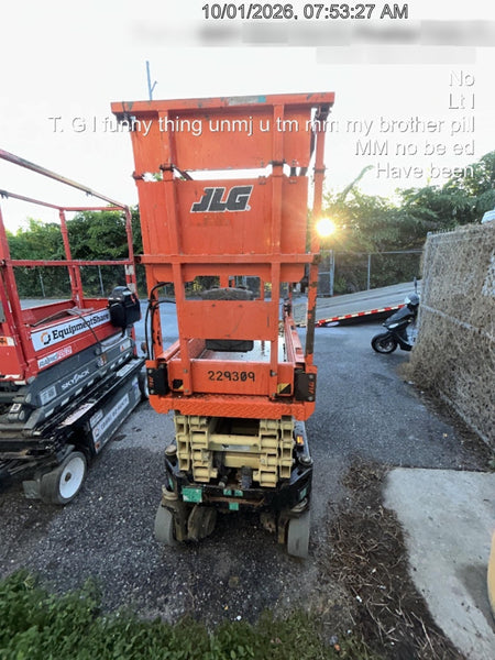 2022 JLG ES1932