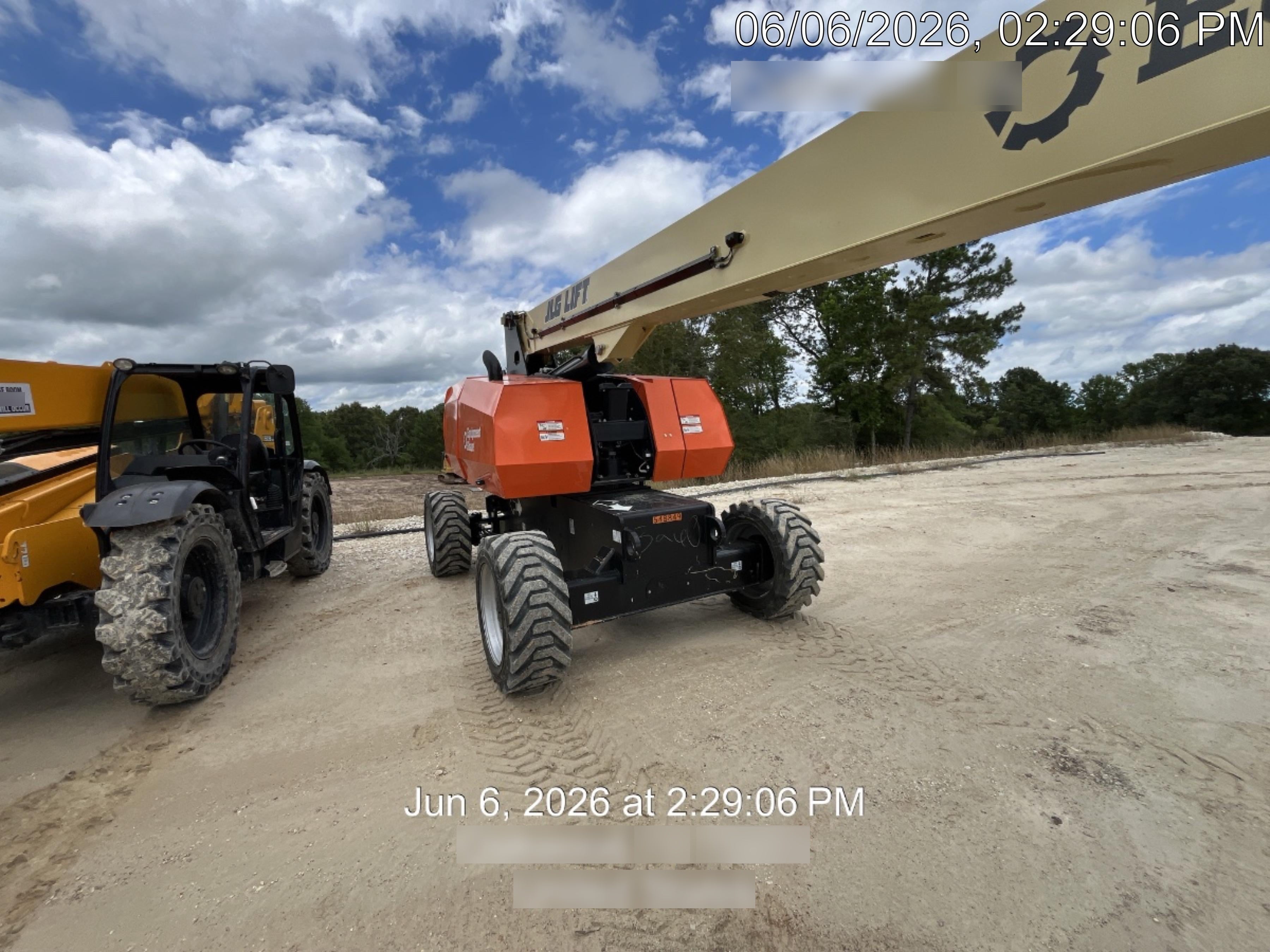 2025 JLG 860SJ