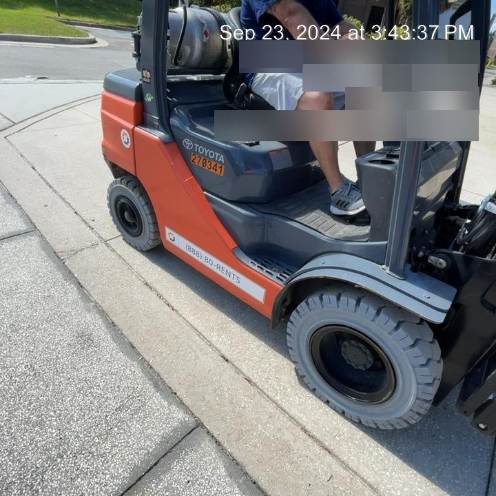 2022 TOYOTA 50-8FGU25