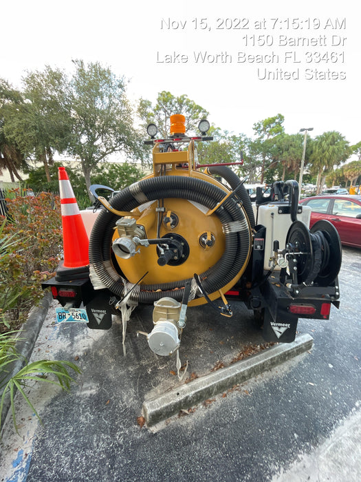 2022 VAC-TRON LP573XDT