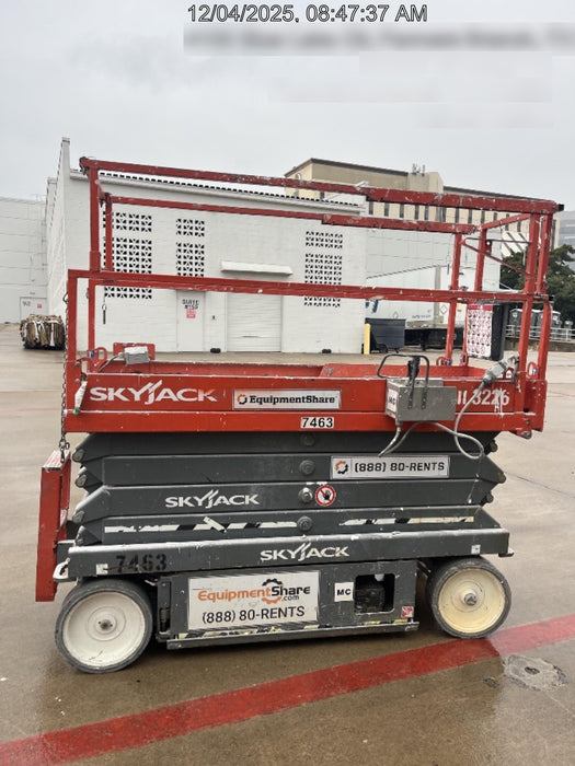 2018 Skyjack SJIII-3226 Skyjack SJIII3226 Scissor Lift w/Trojan Batteries