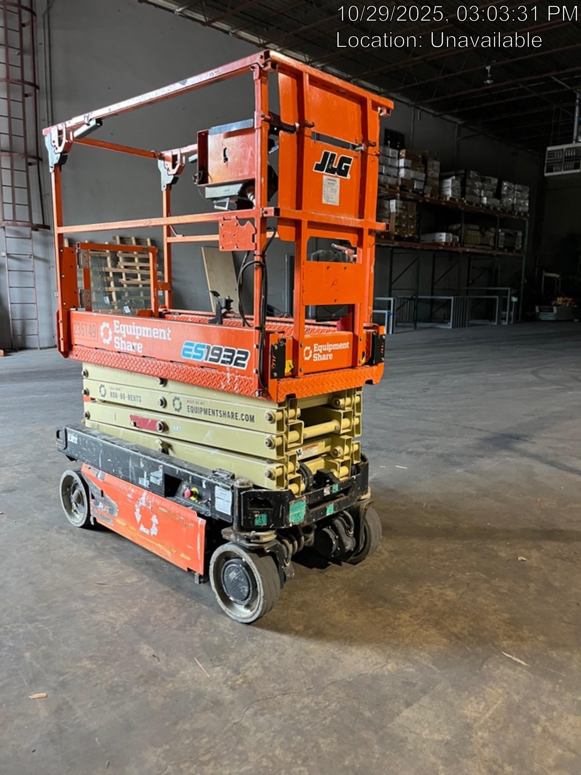 2022 JLG ES1932