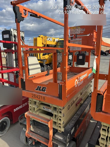 2022 JLG ES1932