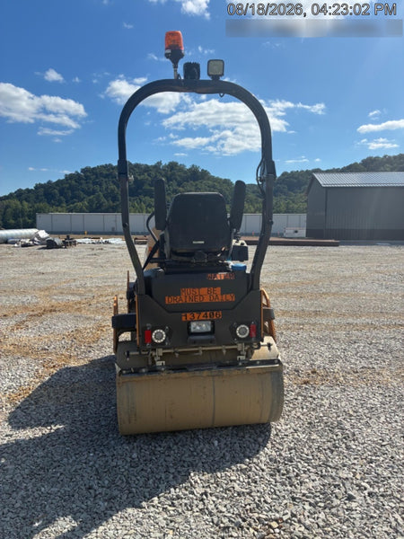2021 CASE DV26E