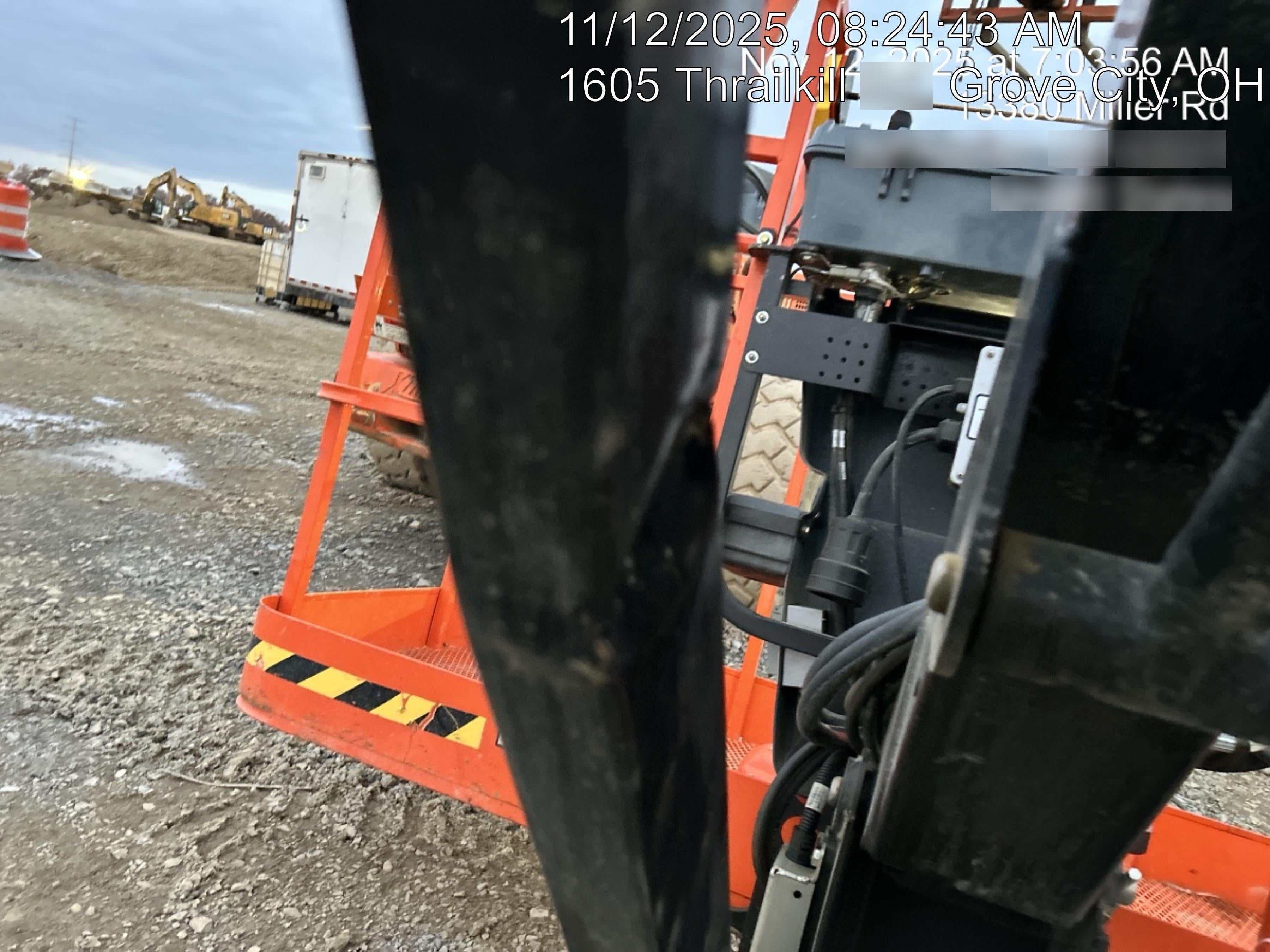 2025 JLG 860SJ