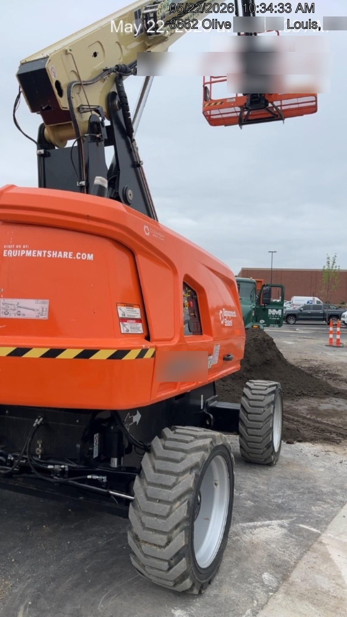 2025 JLG 660SJ