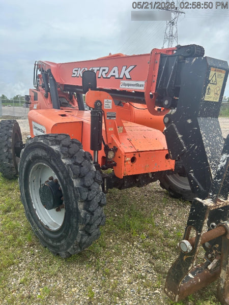 2019 Skytrak 6036 Canopy, Solid Tires, LED Work Lights, Beacon 50" Carriage, 48" Pallet Forks