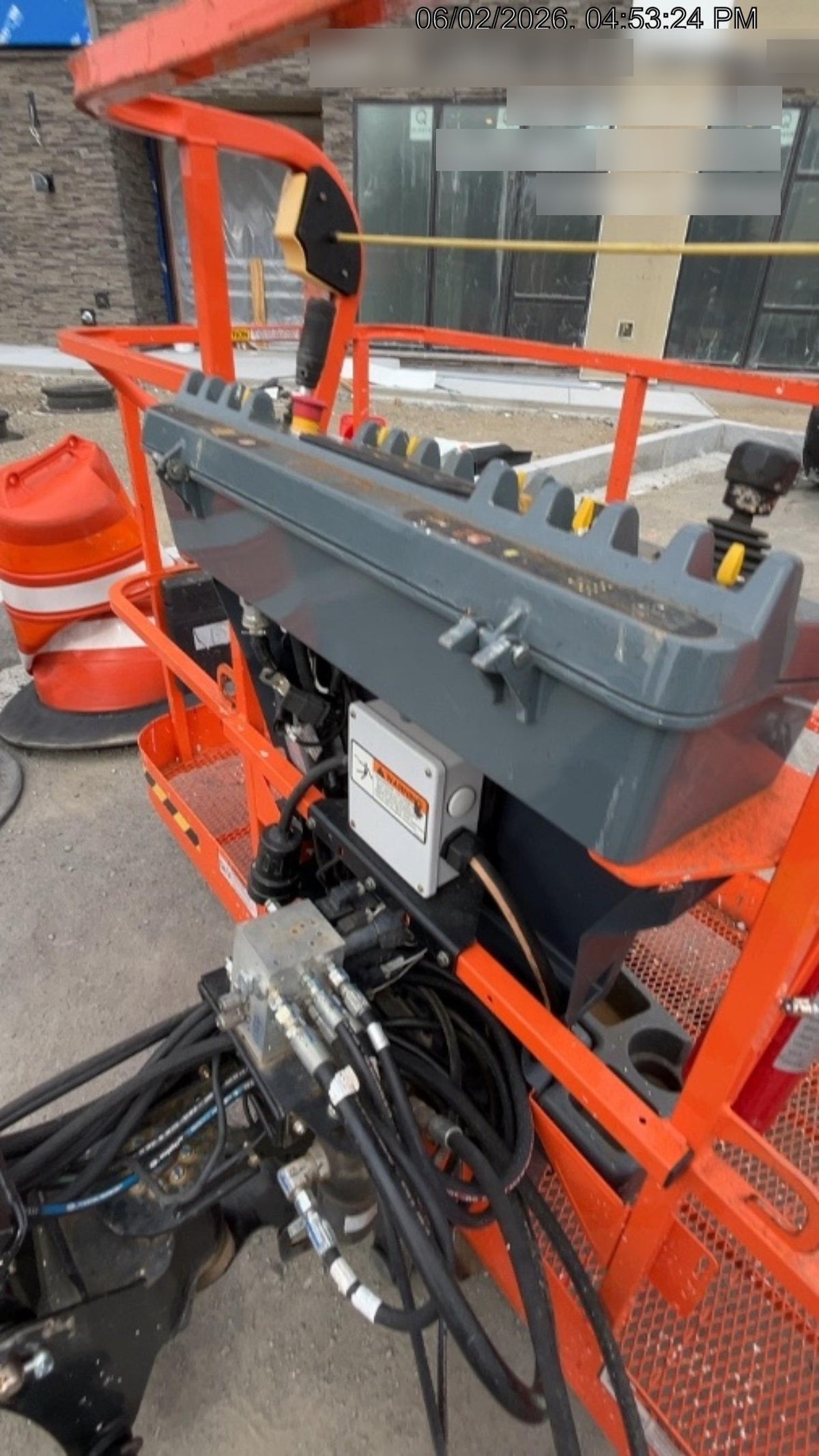 2024 JLG 660SJ