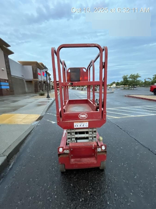 2019 MEC 1330SE MEC 1330SE w/ES Track Hardware, Full Extended 2 Year Warranty