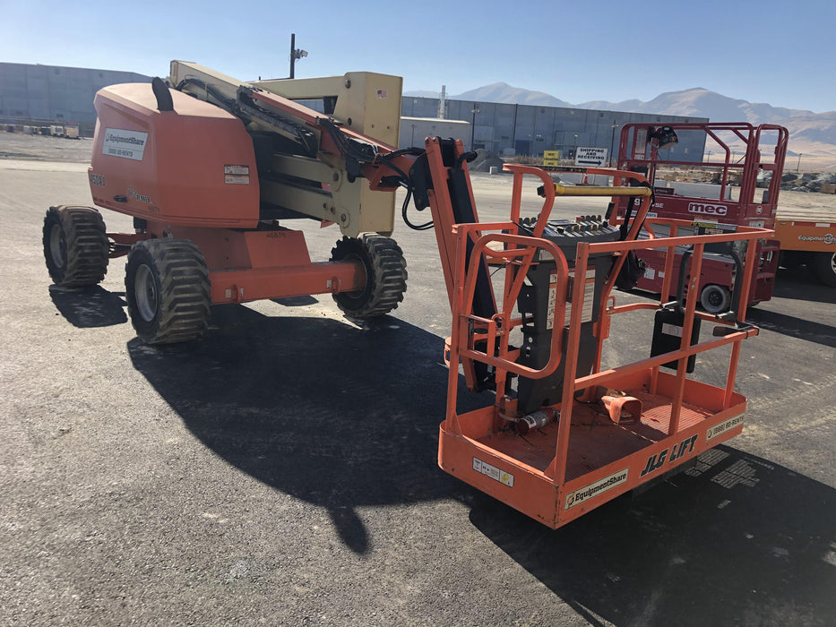 2019 JLG 450AJ