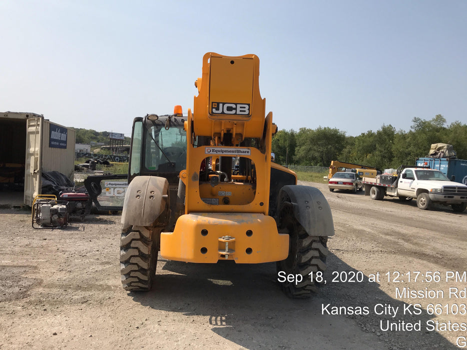 2019 JCB 512-56 Cab/Heat/Air, 109 HP, Solid Tires, STD Worklight, Beacon, Aux Hydraulics, Lifting Eye, Back up Alarm w/66" Carriage/60" Forks