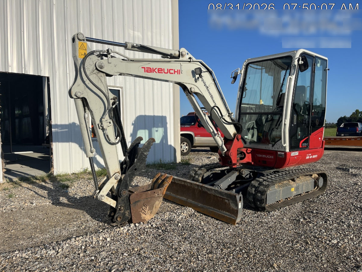 2025 TAKEUCHI TB235-2CR