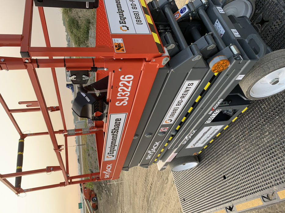 2020 Skyjack SJIII-3226 Solid NM Tires, Half height spring hinged entry gate, Dual Beacons