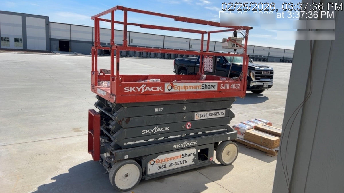 2018 Skyjack SJIII-4632 Skyjack SJIII4632 Scissor Lift w/Trojan Batteries