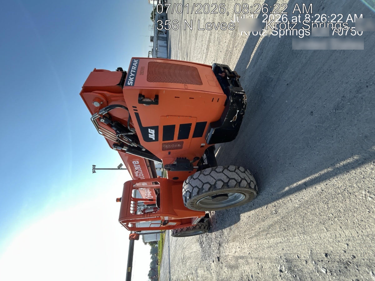 2022 SKYTRAK 8042